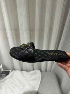 CHANEL Slides & Slippers Leather (Black-Gold) EU35-41 B40202606033265109