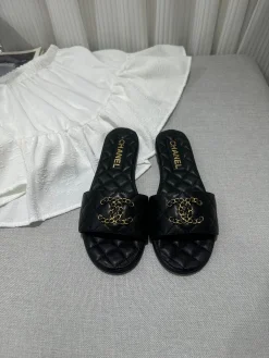 Alternative view of CHANEL Slides & Slippers Leather (Black-Gold) EU35-41 B40202606033265109