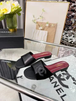 Alternative view of CHANEL Slides & Slippers Leather (Black-Red) EU35-43 A5020260603062089