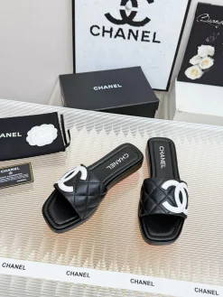 Alternative view of CHANEL Slides & Slippers Leather (Black-White) EU35-40 B0020260603050499