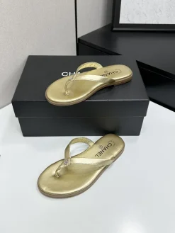 Alternative view of CHANEL Slides & Slippers Leather (Gold) EU35-41 B20202606030512109