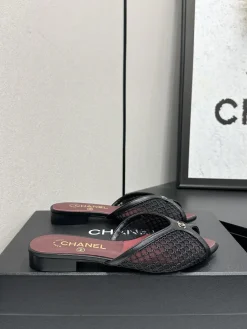 CHANEL Slides & Slippers Leather-Mesh (Black-Red) EU35-41 B40202606030547109
