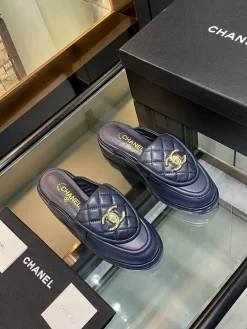 Alternative view of CHANEL Slides & Slippers Leather (Navy Blue) EU35-40 B20202606030518109
