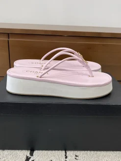 CHANEL Slides & Slippers Leather (Pink-White-Gold) EU35-40 B50202606030521119