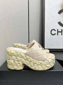 CHANEL Slides & Slippers Leather-Raffia (Beige) EU35-41 B40202606030550109