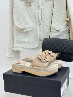 CHANEL Slides & Slippers Leather-Rope-Wood (Beige) EU35-39 C00202606030549129