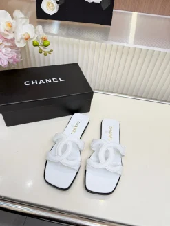CHANEL Slides & Slippers Leather (White-Black) EU36-44 B0520260603053899