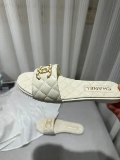 CHANEL Slides & Slippers Leather (White-Gold) EU35-41 B40202606033281109