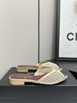 Alternative view of CHANEL Slides & Slippers Mesh Leather (Beige-White-Burgundy) EU35-41 B40202606030554109