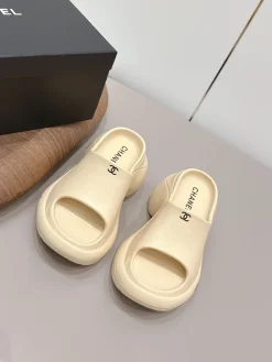 Alternative view of CHANEL Slides & Slippers Rubber (Beige) EU35-40 A9020260603056199
