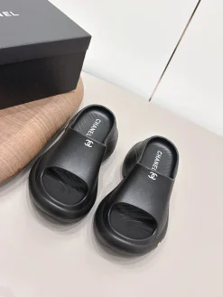 Alternative view of CHANEL Slides & Slippers Rubber (Black) EU35-40 A9020260603056299