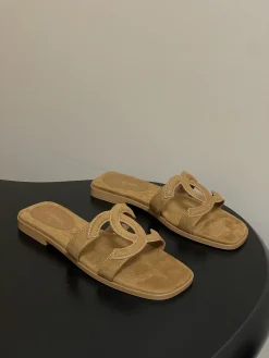 Alternative view of CHANEL Slides & Slippers Suede (Brown) EU35-39 B30202606030575109