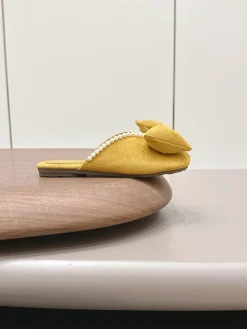 CHANEL Slides & Slippers Suede (Yellow-White) EU35-41 A9020260603057999