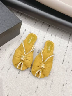 Alternative view of CHANEL Slides & Slippers Suede (Yellow-White) EU35-41 A9020260603057999