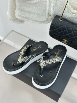 Alternative view of CHANEL Slides & Slippers Tweed (Black-White) EU35-39 B40202606030582109