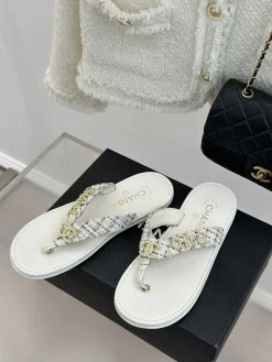 Alternative view of CHANEL Slides & Slippers Tweed (White-Black-Gold) EU35-39 B40202606030588109