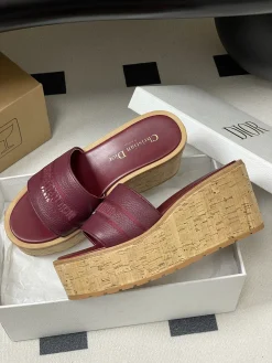 DIOR Slides & Slippers Leather-Cork (Burgundy-Beige) EU35-39 B30202606030739109