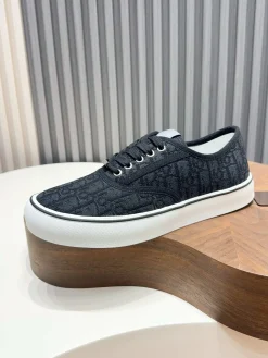 DIOR Sneakers & Trainers Canvas (Black-White) EU39-44 C00202606030759129