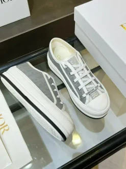 Alternative view of DIOR Sneakers & Trainers Canvas (Gray-White) EU35-39 B50202606030850119