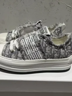 Alternative view of DIOR Sneakers & Trainers Canvas (Gray-White) EU35-41 B60202606030878119