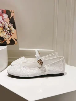 DOLCE & GABBANA Flats & Loafers Lace (White-Black) EU35-42 B40202606030891109