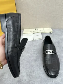 FENDI Flats & Loafers Leather (Black) EU39-44 D30202606030957169