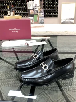 Alternative view of FERRAGAMO Flats & Loafers Leather (Black) EU38-45 E90202606033174209