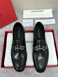 Alternative view of FERRAGAMO Flats & Loafers Leather (Black) EU39-44 D30202606031006169