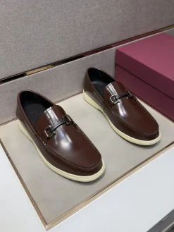 Alternative view of FERRAGAMO Flats & Loafers Leather (Brown-White) EU38-44 B70202606030993119