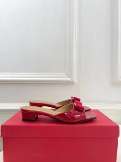 FERRAGAMO Slides & Slippers Patent Leather (Red) EU35-39 B60202606031032119