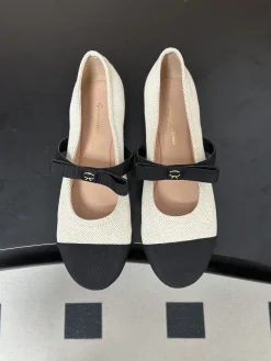 Alternative view of GIANVITO ROSSI Flats & Loafers Textile (White-Black) EU35-39 B40202606031043109