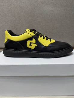 GIVENCHY Sneakers & Trainers Leather (Black-Yellow) EU39-44 B80202606031083129