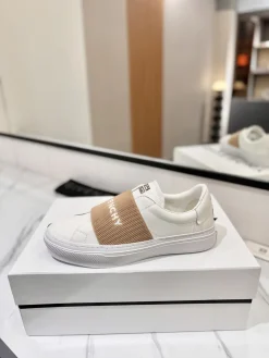 GIVENCHY Sneakers & Trainers Leather (White-Beige) EU35-46 B90202606031087129
