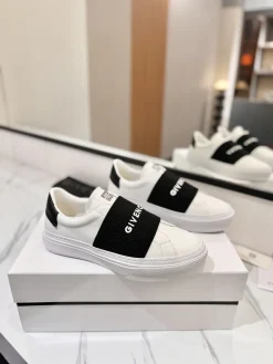 Alternative view of GIVENCHY Sneakers & Trainers Leather (White-Black) EU35-46 B90202606031088129
