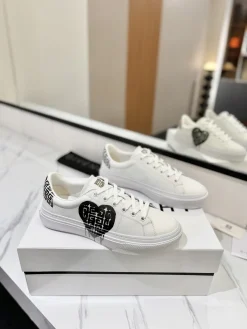 Alternative view of GIVENCHY Sneakers & Trainers Leather (White-Black) EU35-46 C10202606031091129