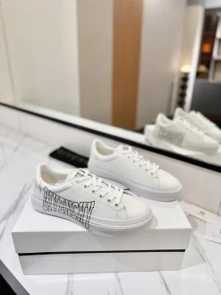 Alternative view of GIVENCHY Sneakers & Trainers Leather (White-Black) EU35-46 C10202606031094129