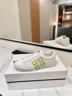GIVENCHY Sneakers & Trainers Leather (White-Green) EU35-46 C10202606031110129