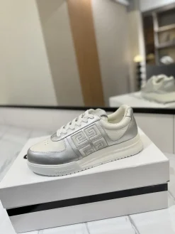 GIVENCHY Sneakers & Trainers Leather (White-Silver) EU35-46 C60202606031074149