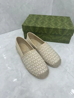 Alternative view of GUCCI Boat Shoes & Espadrilles Canvas-Jute (Beige) EU35-41 A6020260603113389