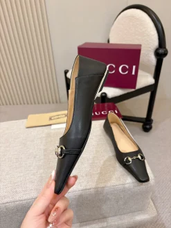 GUCCI Flats & Loafers Leather (Black-Gold) EU35-41 B60202606031150119