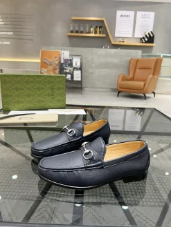 GUCCI Flats & Loafers Leather (Navy) EU38-45 E90202606033161209