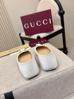 Alternative view of GUCCI Flats & Loafers Leather (White-Gold) EU35-41 B60202606031158119
