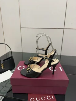GUCCI Pumps & Heels Leather (Black-Gold) EU35-42 B70202606031185119