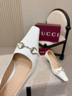 Alternative view of GUCCI Pumps & Heels Leather (White) EU35-41 B70202606031180119