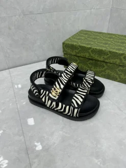 GUCCI Sandals & Mules Calf Hair (Black-White) EU36-42 B50202606031200119
