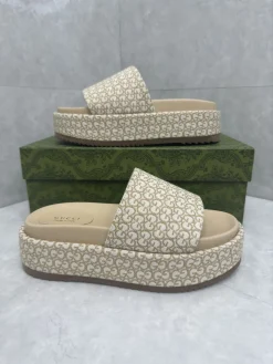 GUCCI Slides & Slippers Canvas (Beige-Brown) EU35-44 A8020260603122999