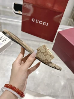 GUCCI Slides & Slippers Canvas (Beige-Brown) EU36-42 A6020260603103589