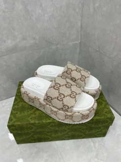 GUCCI Slides & Slippers Canvas (Beige-Brown-White) EU35-44 A9020260603123199
