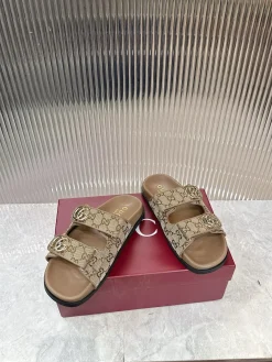 Alternative view of GUCCI Slides & Slippers Canvas-Leather (Beige-Brown) EU36-42 B20202606031230109