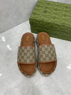 Alternative view of GUCCI Slides & Slippers Canvas-Leather (Brown-Beige) EU35-44 A8020260603126299